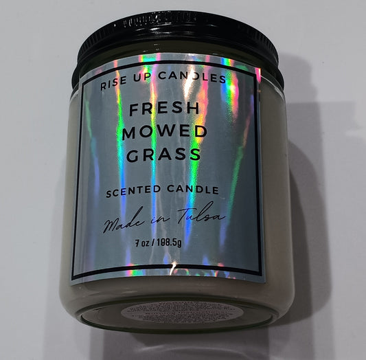 Fresh mowed grass 7 oz scented candle